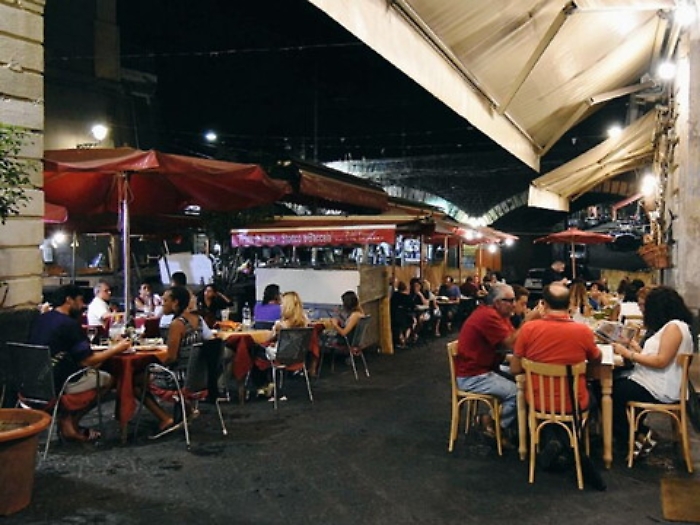 Movida in pescheria a Catania: un equilibrio possibile sospeso fra tradizione e futuro