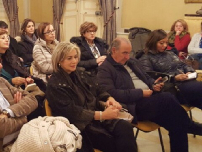 Il Comune di Caltanissetta "distribuisce" 175 mila euro alle scuole