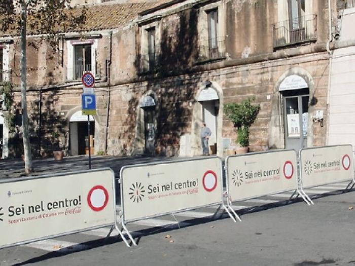 &laquo;Non riapriremo via Dusmet alle auto; aree vicine utilizzabili per sosta breve&raquo;