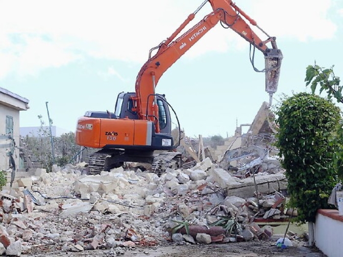 Licata, nuove demolizioni dopo l&rsquo;Epifania