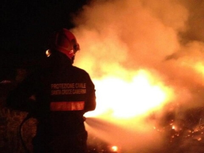 Tentativo di omicidio e incendio: carpentiere arrestato ad Avola
