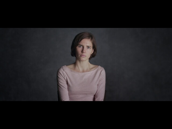 Amanda Knox ospita show su Fb