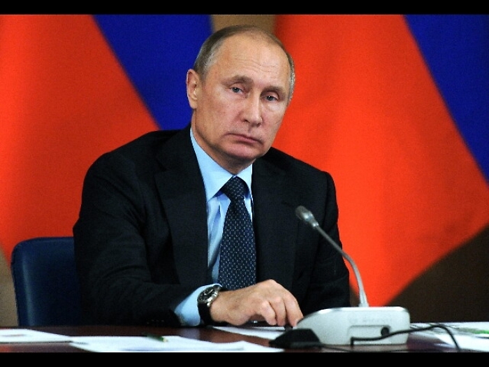 Russia: 3 anni difficili,petrolio 40 dlr