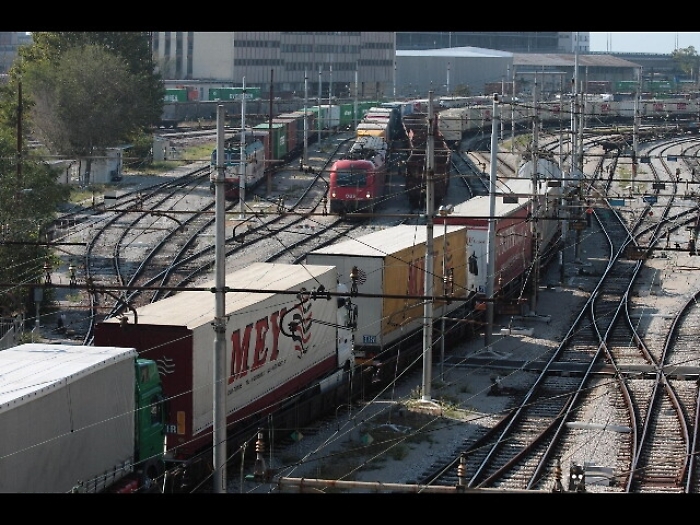 Straniero sui binari, tilt treni Trieste