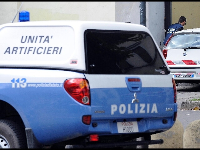 Fatta brillare valigia a scalo Firenze