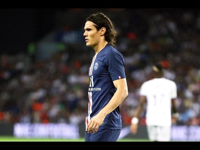 Cavani resta al Psg fino a giugno