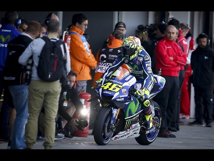 MotoGp: tifosa vuole denunciare Rossi