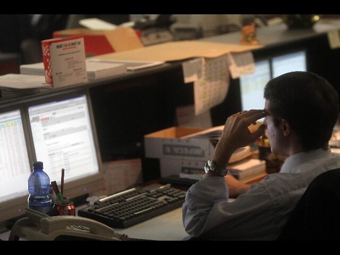 Tesoro:pieno asta Ctz,salgono rendimenti