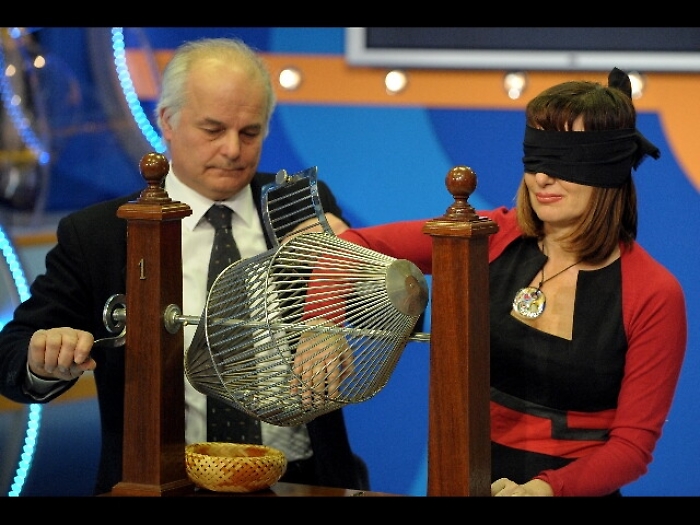 Manovra: Tabacci, detrazioni a sorteggio