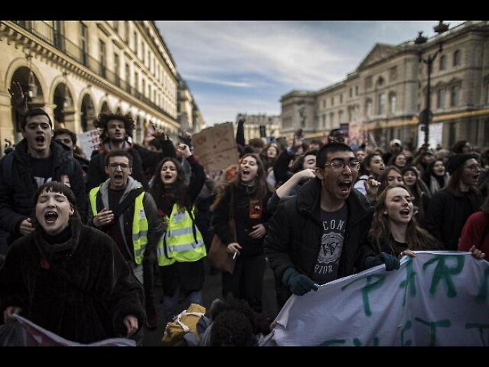 Parigi, primi disordini a Montparnasse