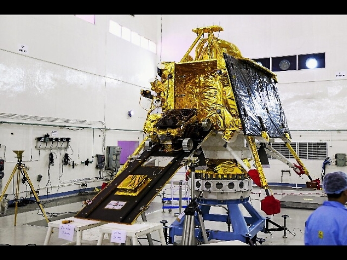 India: allunaggio Vikram questa notte