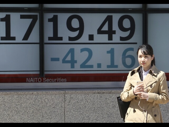 Borsa: Asia in ordine sparso, Tokyo +0,0
