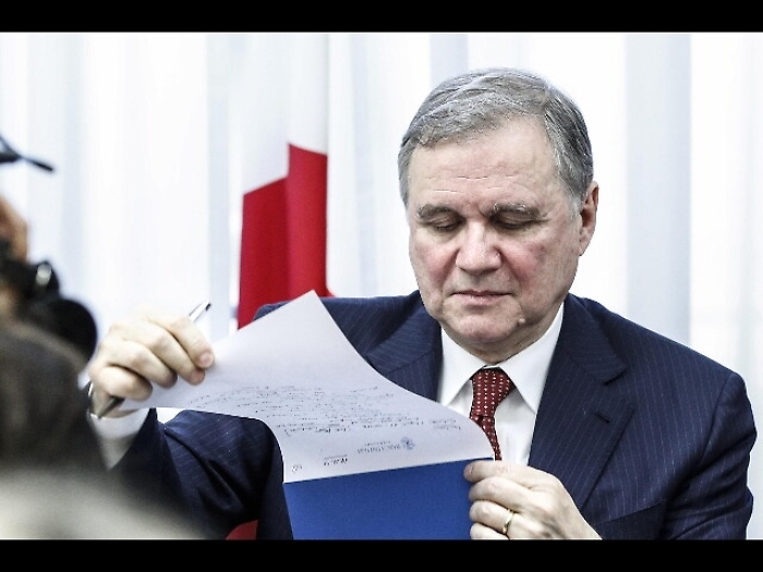 Renzi ringrazia Visco, fuga ogni dubbio