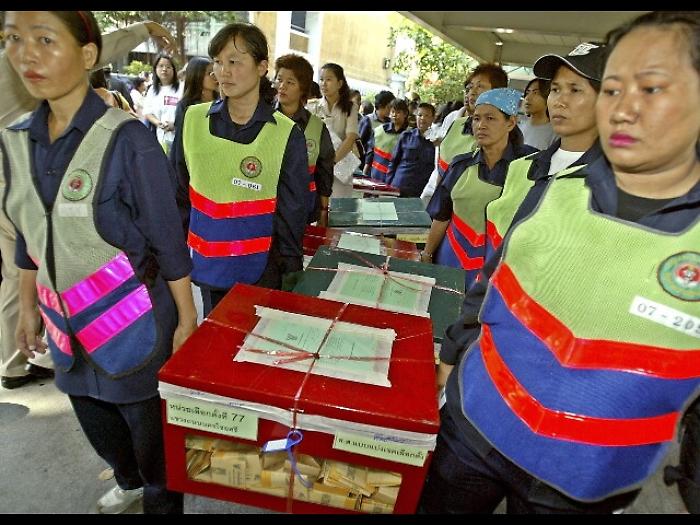 Thailandia, referendum su Costituzione