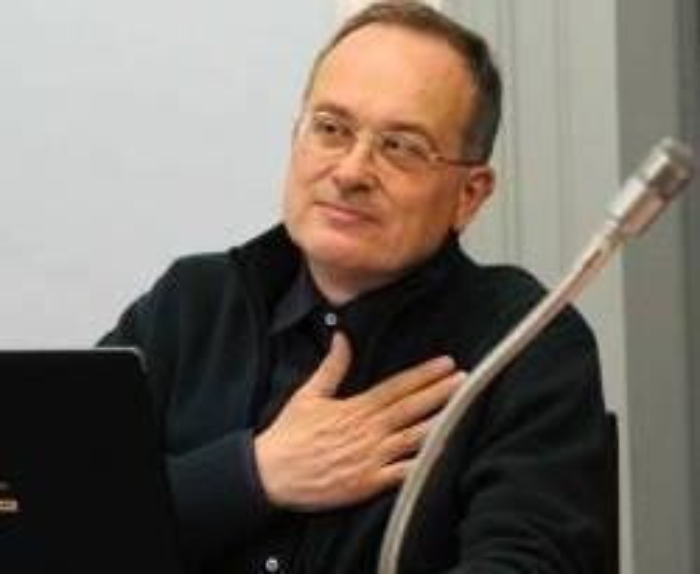 &laquo;A Messina puzza di mafia&raquo; La scritta su Fb di Vainecher