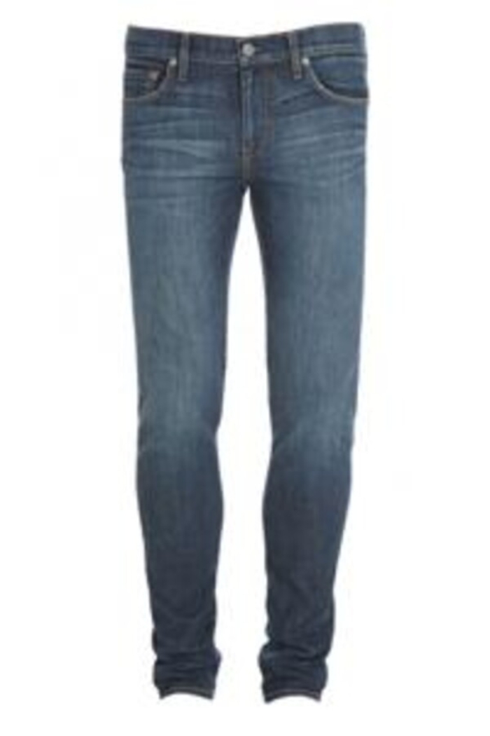 Salute: pantaloni attillati minaccia fertilit&agrave; maschile pi&ugrave; di alcol e fumo