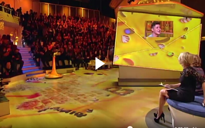 &ldquo;C&rsquo;e posta per te&rdquo; a Catania: Raul Bova aiuta un figlio a ridare coraggio alla madre