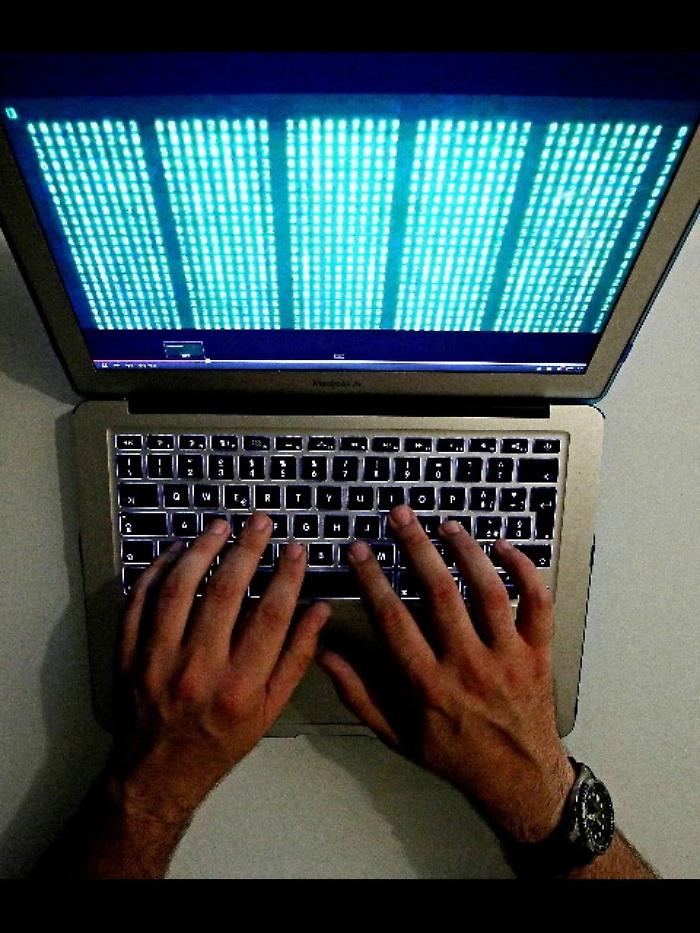 Spionaggio per la Russia: un indagato di Messina tra i sette indagati I NOMI