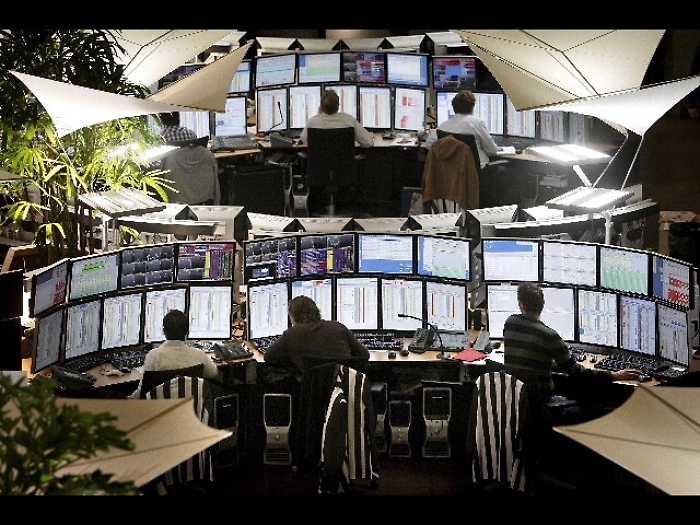 Borsa: Shanghai apre a -0,53%