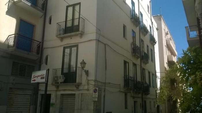 Uomo trovato morto, un altro in coma:&egrave; "giallo" in un B&amp;B a Trapani