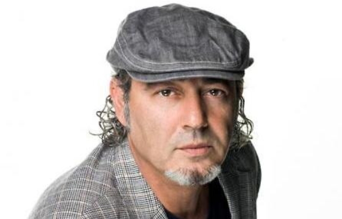 Il cantautore Luca Carboni