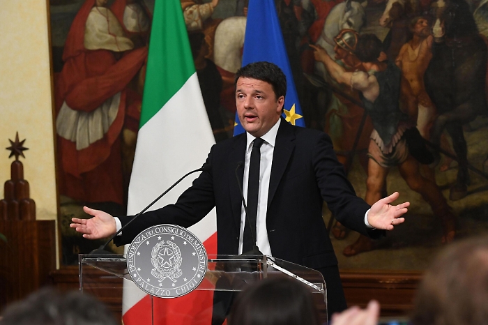 Renzi: &laquo;L'esperienza del mio governo finisce qui&raquo;