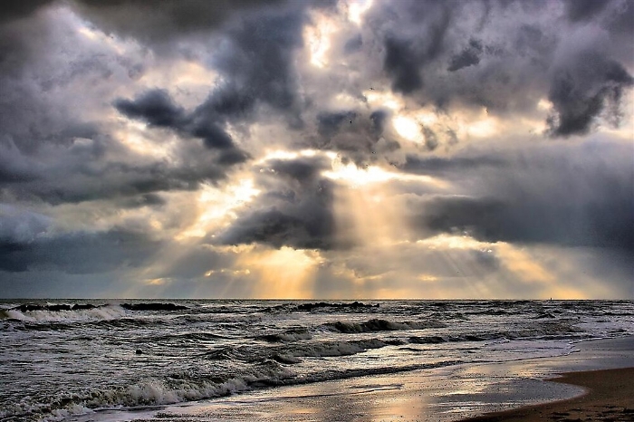 Breve tregua del maltempo, ma la pioggia &egrave; di nuovo alle porte