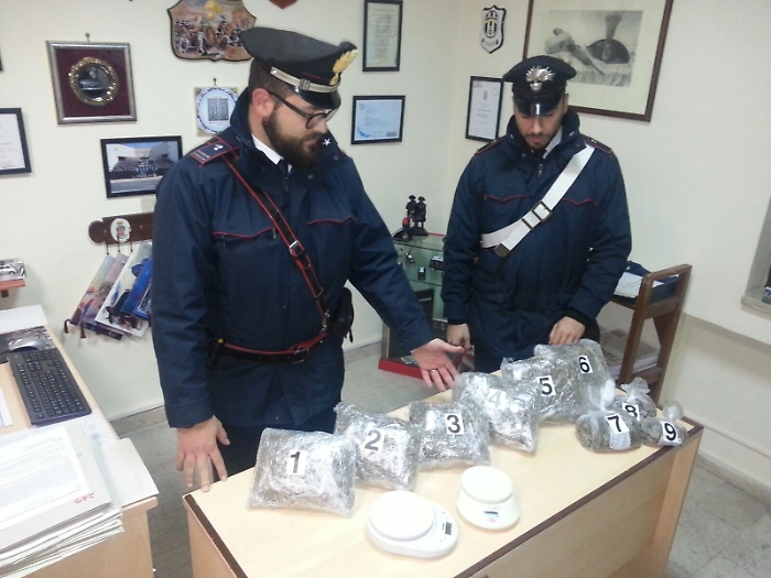 Messina, anziano viaggiava con quattro chili di marijuana nel bagagliaio: arrestato