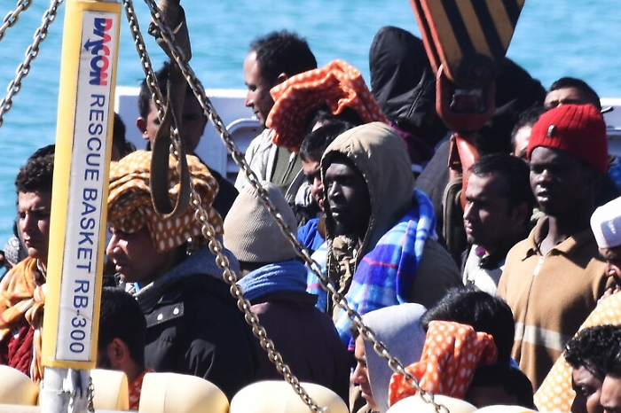 Modica, giovane migrante muore dopo parto