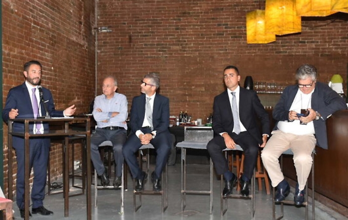 Luigi Di Maio a Catania : &laquo;Qui solo per Cancelleri, della mia candidatura a premier non parlo&raquo;