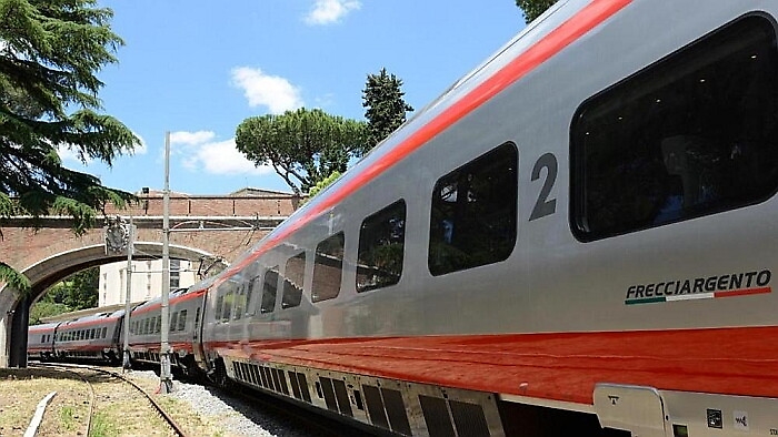 Fs raddoppia il Frecciargento Roma-Reggio Calabria in 4 ore mezza. E assicura: &laquo;Sicilia una priorit&agrave;&raquo;