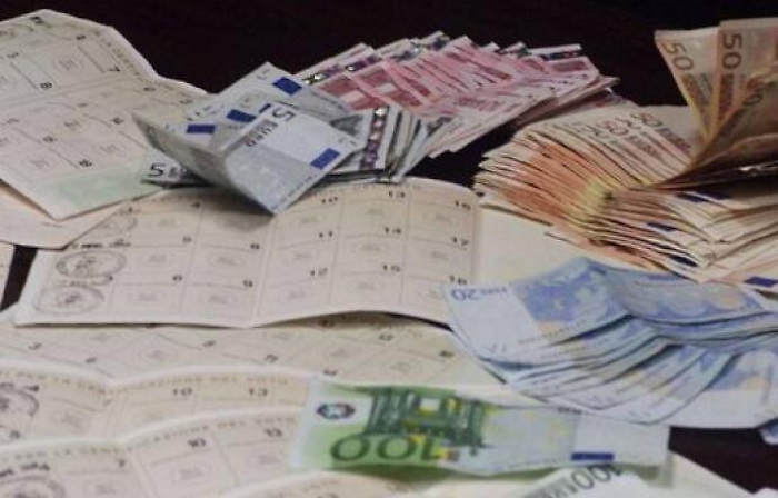 L'impresentabile, il gatto e la volpe nell'outlet elettorale