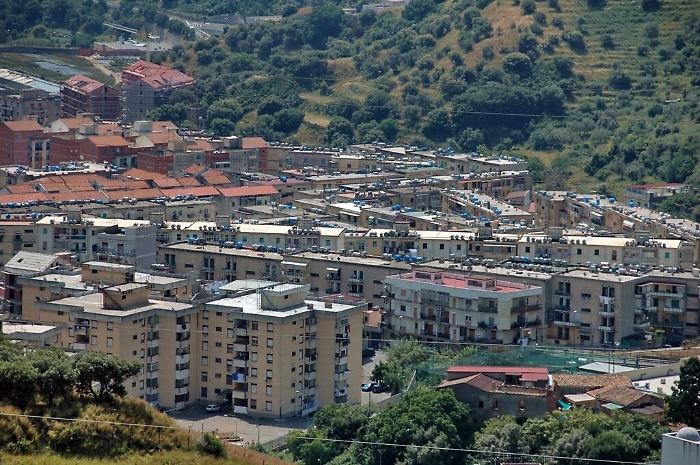 Messina, uomo gambizzato al Villaggio Aldisio: &laquo;Ma non so chi mi ha sparato&raquo;