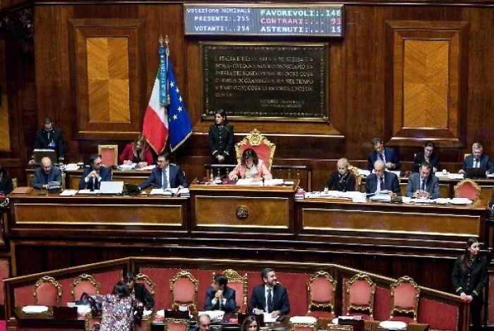 S&igrave; del Senato al decreto salva-isole