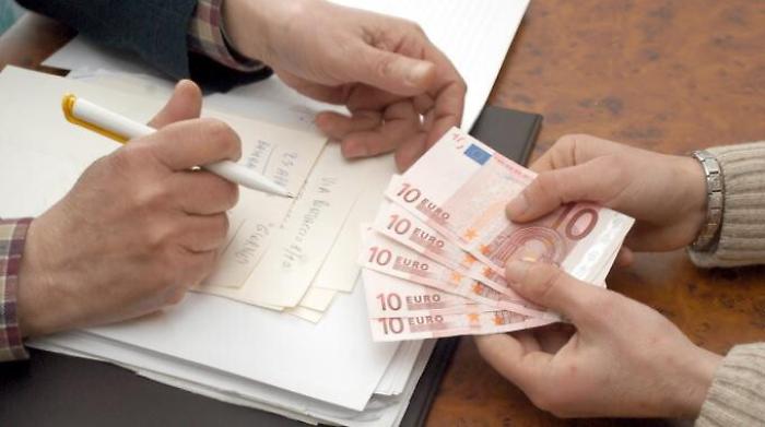 Truffa, percepiva pensione sociale italiana ma viveva negli Usa