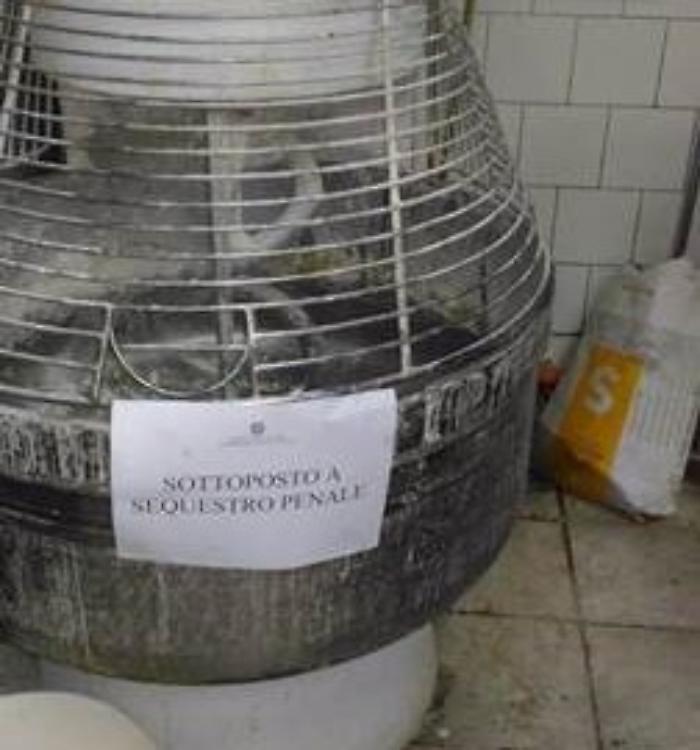 Sfornava ancora pane dal laboratorio chiuso per mancanza di igiene