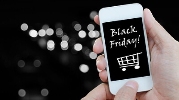 E' "febbre" da Black Friday: come evitare acquisti sbagliati