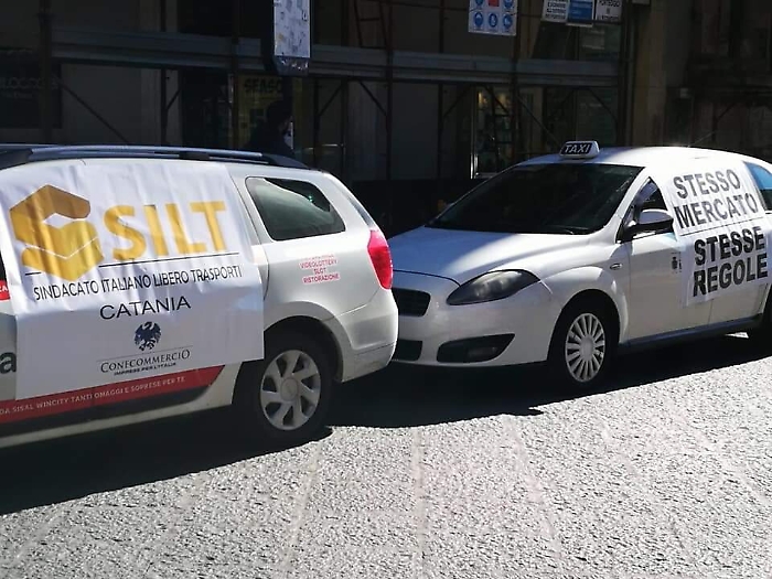 Anche i tassisti siciliani in agitazione, 4 giorni di protesta: ecco dove
