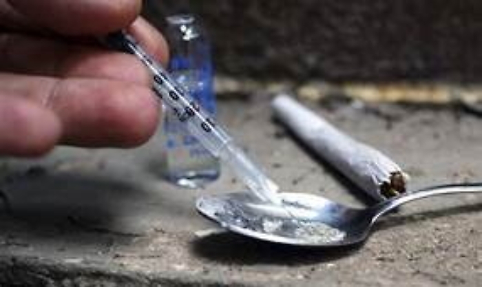 Nonni "vittime" del nipote tossicodipende decidono di denunciarlo