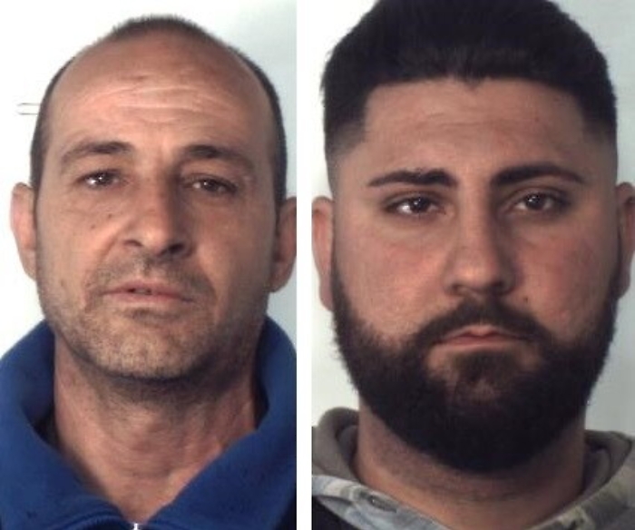 Con fiamma ossidrica per rubare "ragno demolitore": due arresti