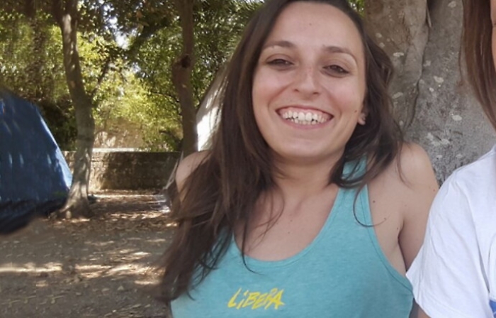 Mafia, bruciata auto di attivista di Libera. Di Maio: &laquo;Non sei sola&raquo;