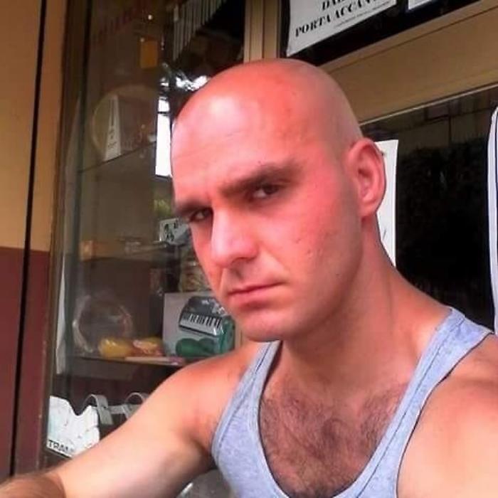 Piazza Armerina, i post deliranti di Carlo Lo Monaco tra Piano Kalergi, migranti, vaccini e massoneria