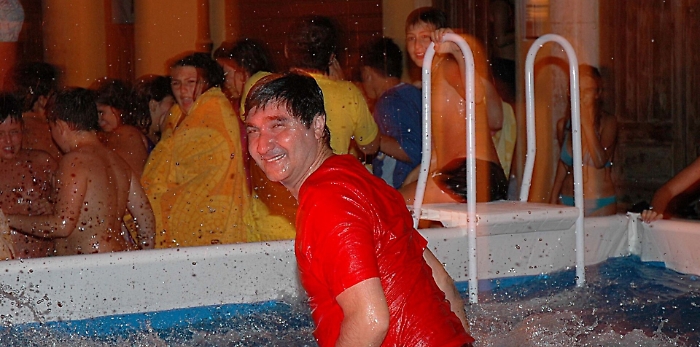 Il mare non c'&egrave;? A Comitini, il sindaco Nino Contino se lo inventa