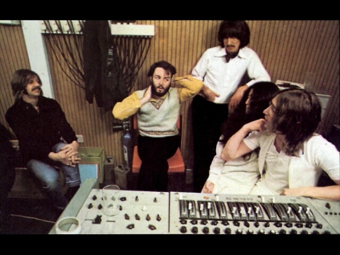 Peter Jackson diriger&agrave; film sui Beatles