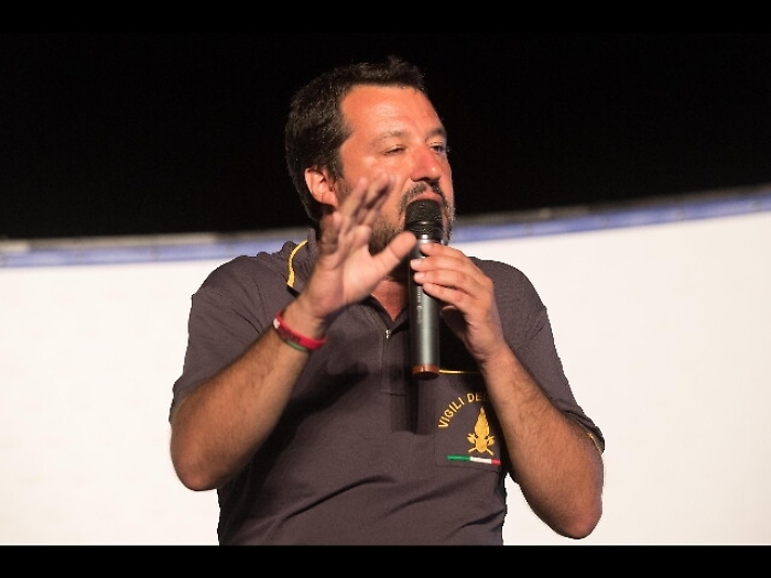 Salvini, via da moduli 'genitore 1-2'