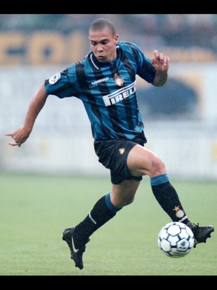 Inter, auguri Fenomeno, oggi 41 anni