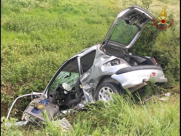 Incidente nel Mantovano,morti due 20enni