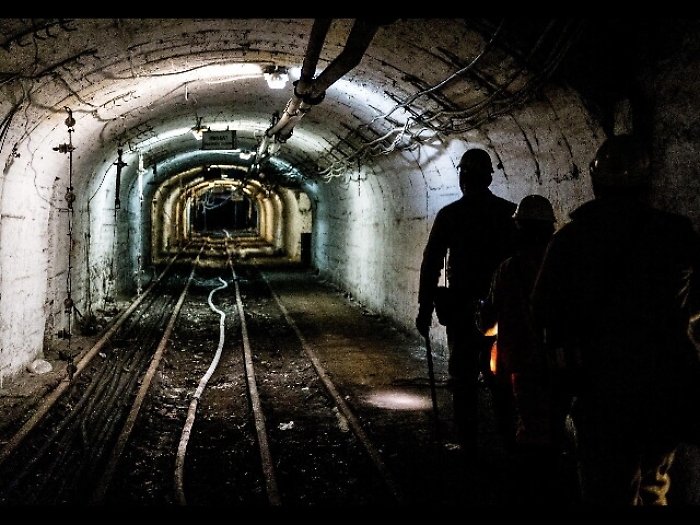 Polonia: crolla miniera, 1 morto