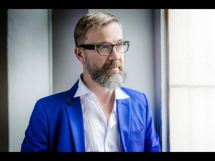 Masini,10/2 album Spostato di un secondo