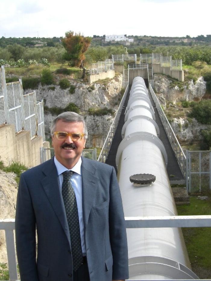 Cene ex capi Acquedotto Puglia,sequestri